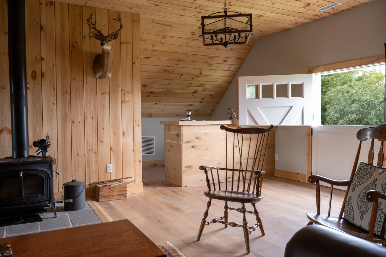Cool & Contemporary Barn in Stockton, New Jersey GTG Builders